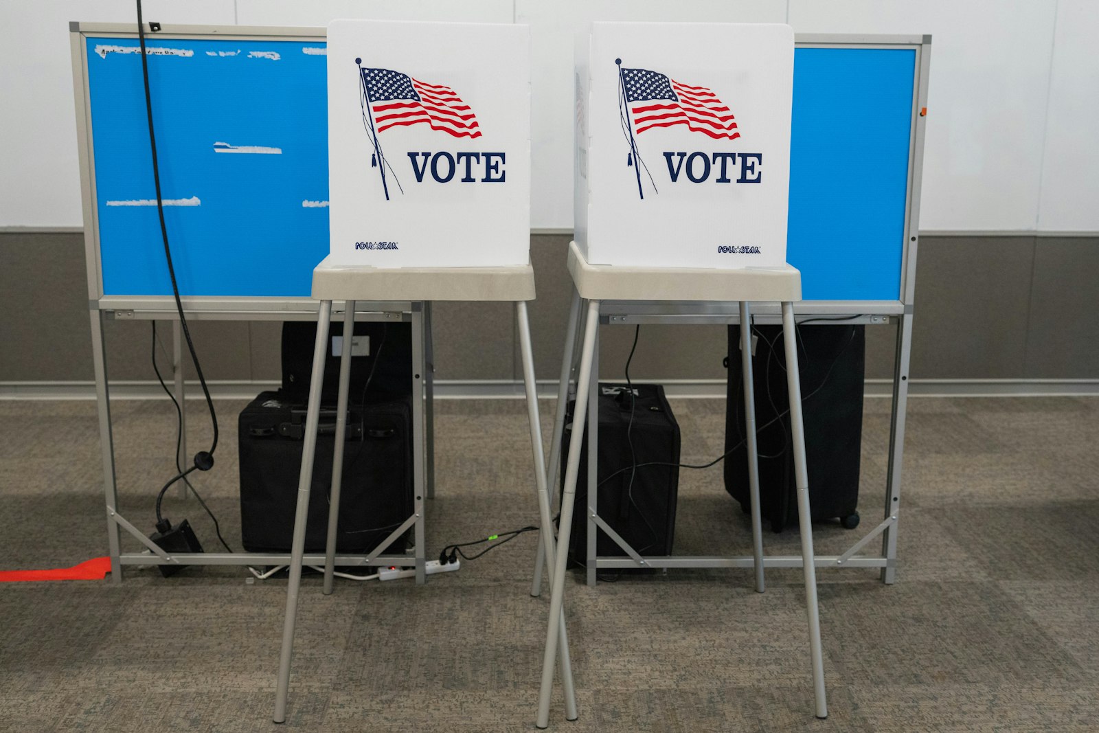 The Kremlin Holds 'Free' Elections. The Only Surprise Was the Detained Observers and the Disconnected Cameras.